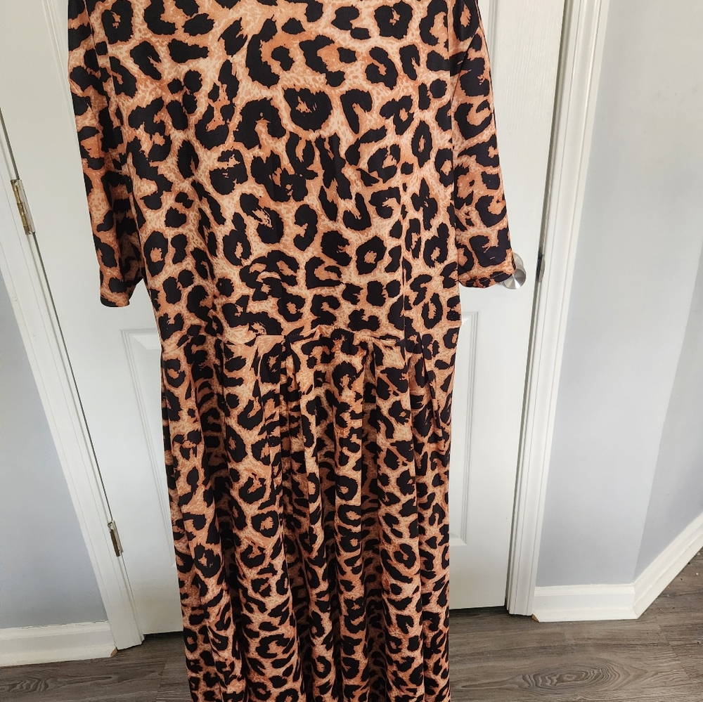 Leopard Print Short Sleeve Cocktail Dress